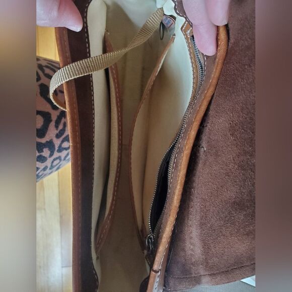 Dooney & Bourke red/brown vintage leather Florentine Toscana medium saddle bag - Picture 5 of 14